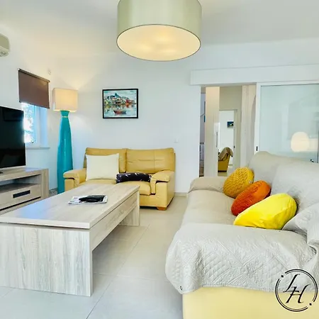 Вилла Casa Chiara - Private Luxury Pool & Terrace - Ideal For Golf Карвоейру